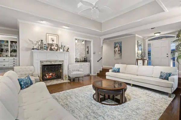 912 Fleming Drive, Mount Pleasant, TX 75455