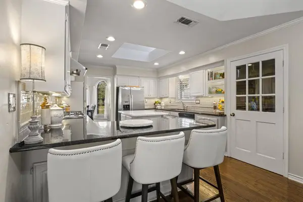 912 Fleming Drive, Mount Pleasant, TX 75455