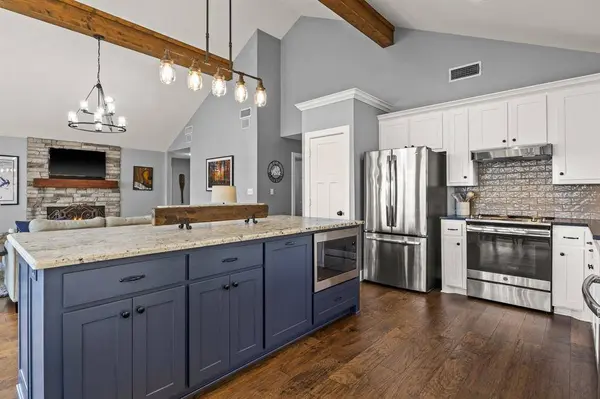 601 W Eagle Point Drive, Mount Vernon, TX 75686