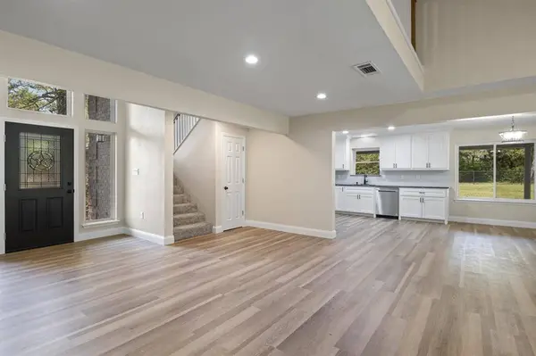 366 County Road 1740, Mount Pleasant, TX 75455