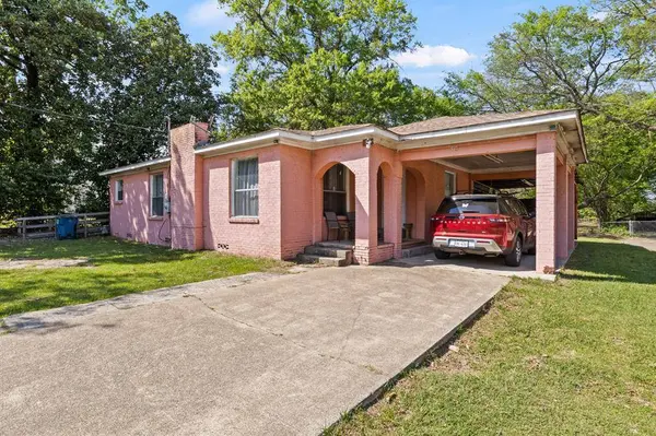 510 W 12th Street, Mount Pleasant, TX 75455