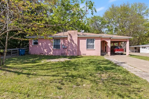 510 W 12th Street, Mount Pleasant, TX 75455