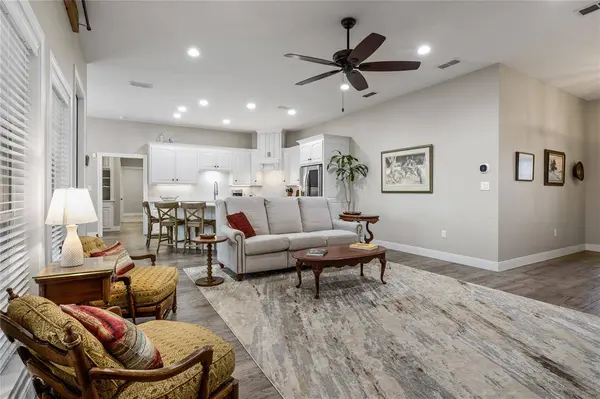 1000 Stone Bridge, Mount Pleasant, TX 75455