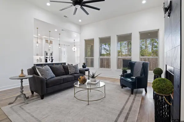 237 Kathryns Court, Mt Pleasant, TX 75455