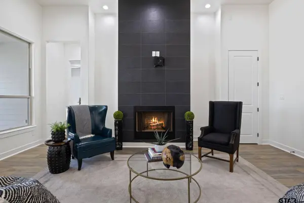 237 Kathryns Court, Mt Pleasant, TX 75455