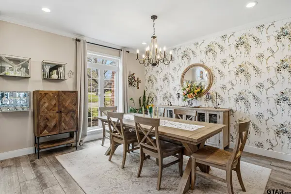 101 Gleneagles Dr, Mt Pleasant, TX 75455