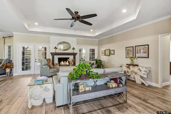 101 Gleneagles Dr, Mt Pleasant, TX 75455