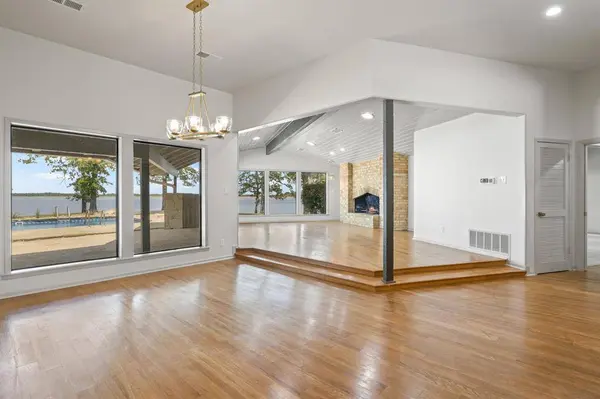 360 County Road 2136, Pittsburg, TX 75686