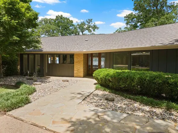 360 County Road 2136, Pittsburg, TX 75686