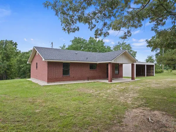 7479 County Road 1200, Mount Pleasant, TX 75455