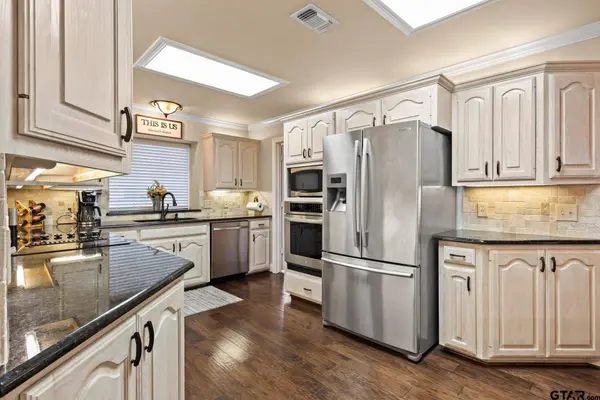 3673 County Road 4550, Mount Pleasant, TX 75455