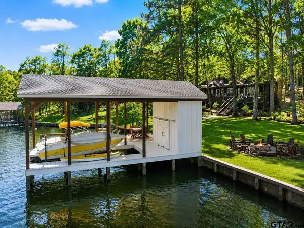 203 King Laurence, Scroggins, TX 75480