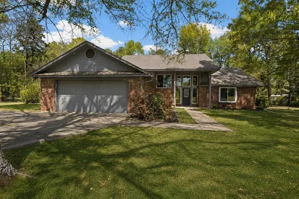 366 County Road 1740, Mount Pleasant, TX 75455