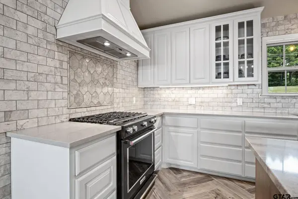 387 County Road 2940, Pittsburg, TX 75686
