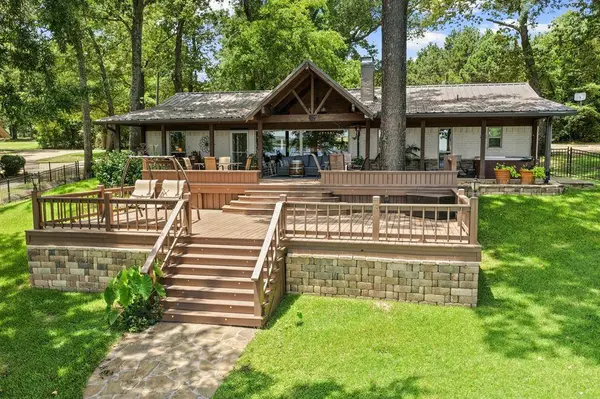 387 County Road 2940, Pittsburg, TX 75686