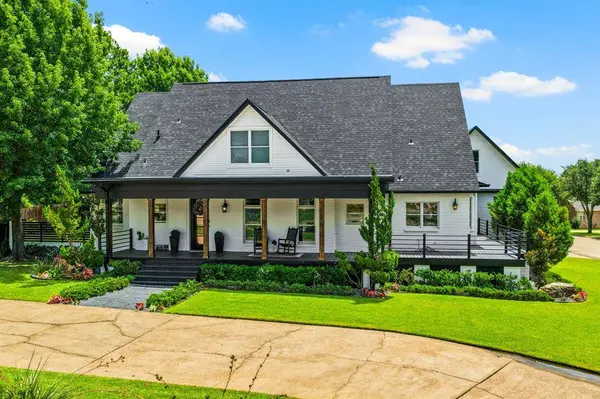 507 Greenhill Park Avenue, Mount Pleasant, TX 75455