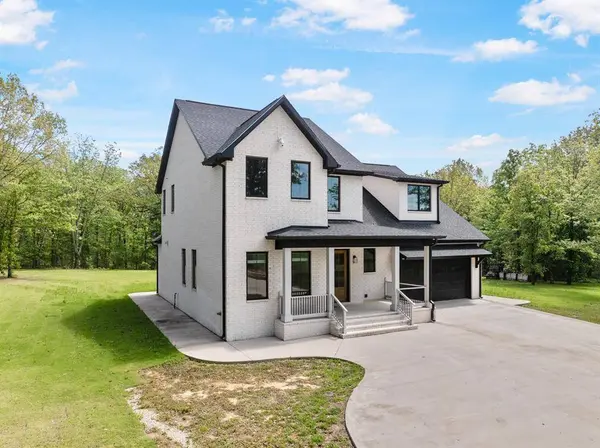 1013 County Road 4420, Mount Pleasant, TX 75455