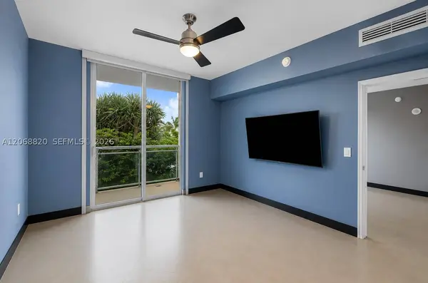 951 Brickell Ave #1106, Miami, FL 33131