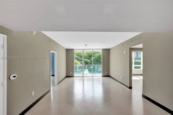 951 Brickell Ave #1106, Miami, FL 33131