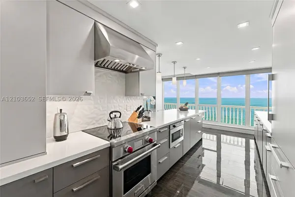 4020 Galt Ocean Dr #911 & 909, Fort Lauderdale, FL 33308