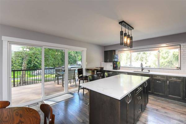 3550 Cumberland Rd, Cumberland, BC V0R 1S0