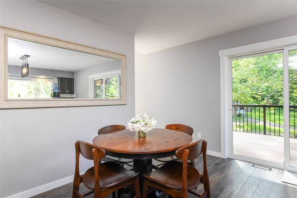 3550 Cumberland Rd, Cumberland, BC V0R 1S0