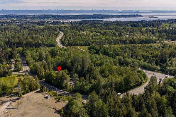 3550 Cumberland Rd, Cumberland, BC V0R 1S0
