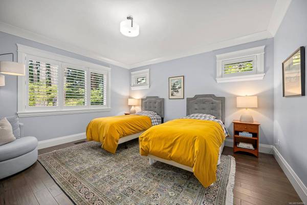 846 Foskett Rd, Comox, BC V9M 3T9