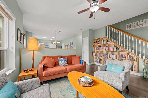 531 Anderton Rd ##A, Comox, BC V9M 2J1