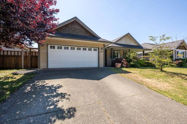 3351 Coniston Cres