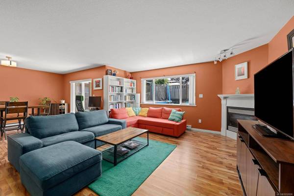 3351 Coniston Cres, Cumberland, BC V0R 1S0
