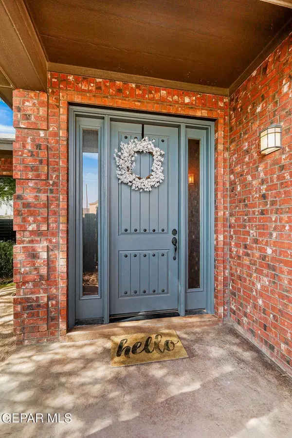 3061 SNOWY POINT DR, El Paso, TX 79938