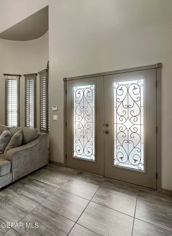 12511 FURLONG CIR, El Paso, TX 79928