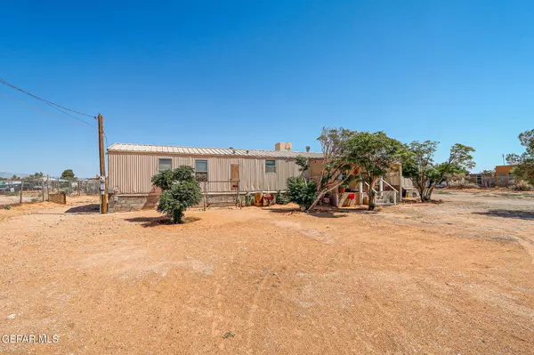 13231 Allemande RD, El Paso, TX 79938