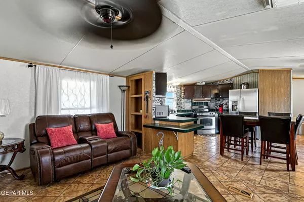 13231 Allemande RD, El Paso, TX 79938