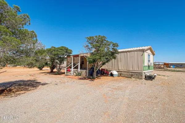 13231 Allemande RD, El Paso, TX 79938