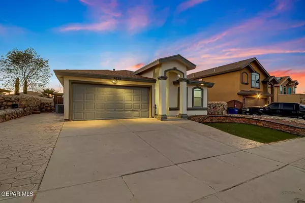 4633 AL HERNANDEZ ST, El Paso, TX 79938