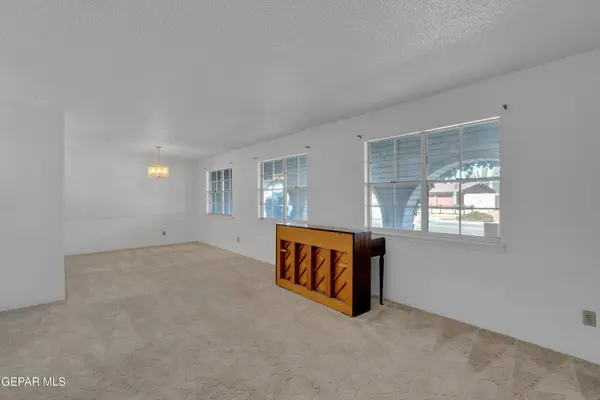 9108 COSMOS AVE, El Paso, TX 79925