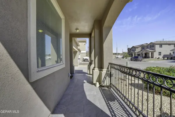 6541 GEYSER DR, El Paso, TX 79932