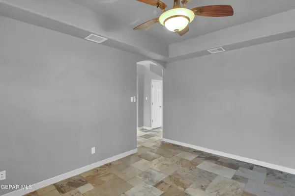 3744 TIERRA AURORA DR, El Paso, TX 79938