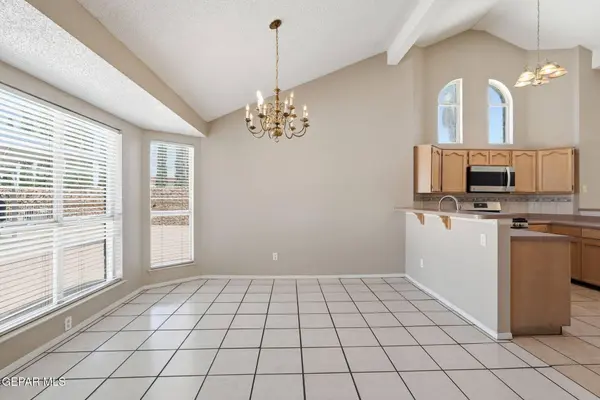12004 PUEBLO LAGUNA DR, El Paso, TX 79936