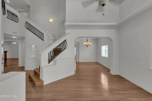 5992 OJO DE AGUA DR, El Paso, TX 79912