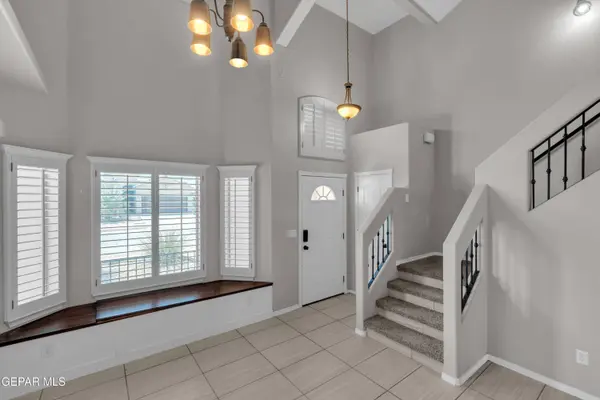 14677 Spanish Point DR, El Paso, TX 79938