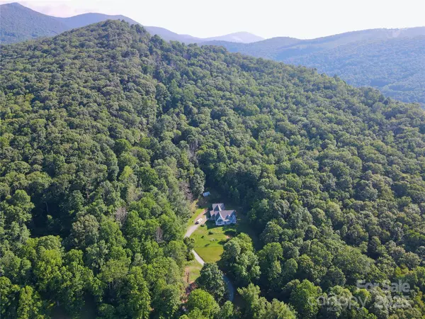 716 hopewell church RD, Boone, NC 28607