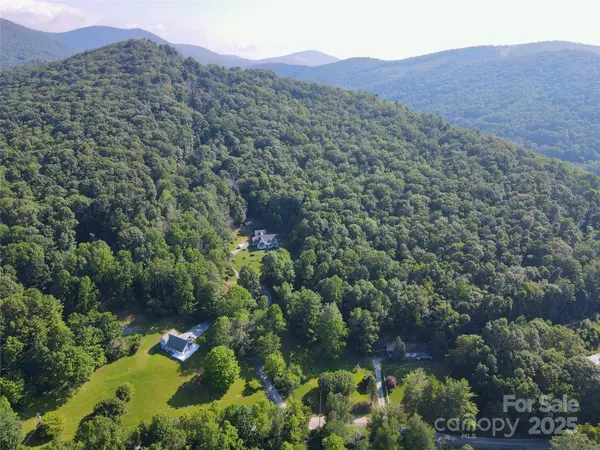 716 hopewell church RD, Boone, NC 28607
