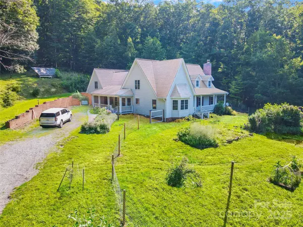716 hopewell church RD, Boone, NC 28607