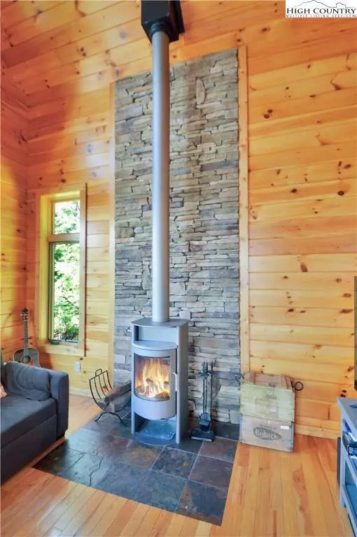 6365 Julius DR, Newland, NC 28657