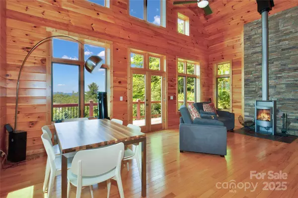 6365 Julius DR, Newland, NC 28657