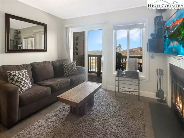 101 Sugar Ski DR #114, Sugar Mountain, NC 28604