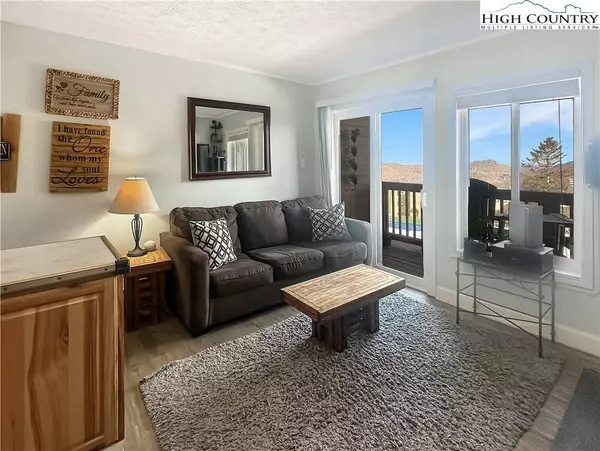 101 Sugar Ski DR #114, Sugar Mountain, NC 28604